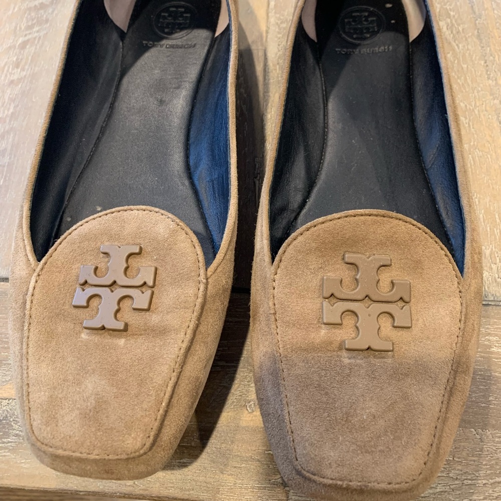 Tory Burch Suede Brown Loafers
